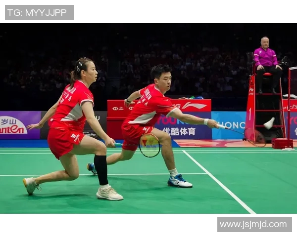 深圳羽毛球队引领最新羽毛球技术十强榜单解析与展望 深圳羽毛球队引领最新羽毛球技术十强榜单解析与展望