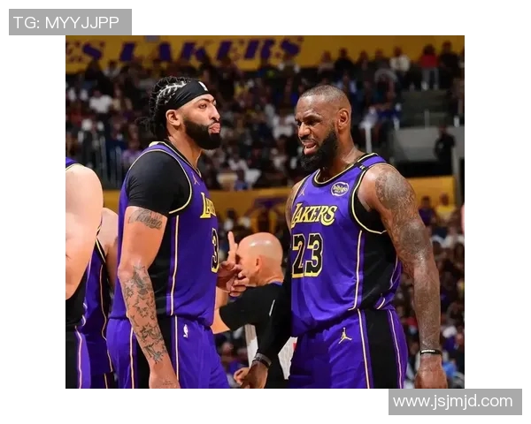 湖人豪取5连胜!詹姆斯砍下三双,带领球队大胜对手 湖人豪取5连胜!詹姆斯砍下三双,带领球队大胜对手